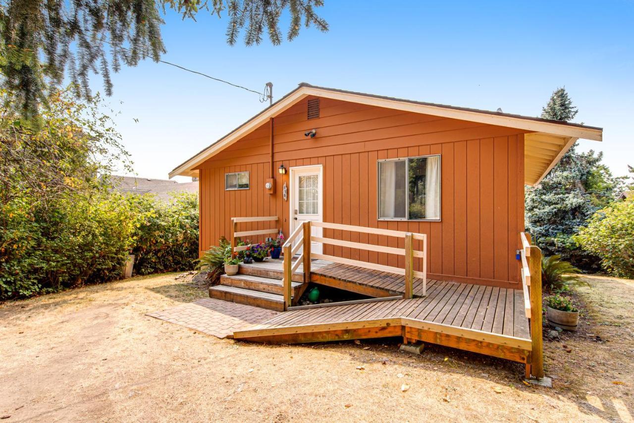 Sundown Memory Lane Cabin Camano Buitenkant foto
